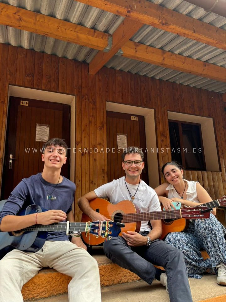 taize 2026 fraternidad cream jerez 05
